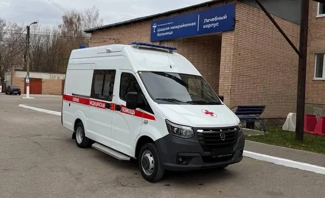 Шацкая райбольница получила новый автомобиль скорой помощи