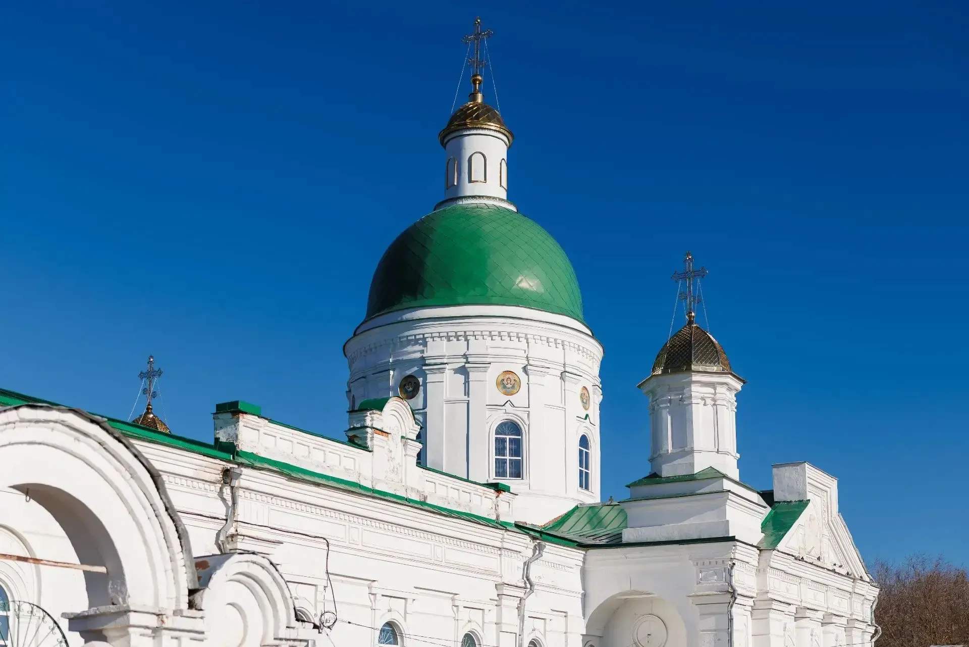 Малков изучит варианты реставрации Троицкого храма в Туме