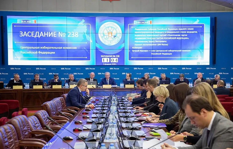 ЦИК рассмотрит передачу вакантных мандатов Кара-оолу и Фадзаеву